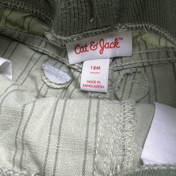 Baby toddler infant 18m Cat & Jack Gray Shirt and Striped Shorts Set - Picture 8 of 9